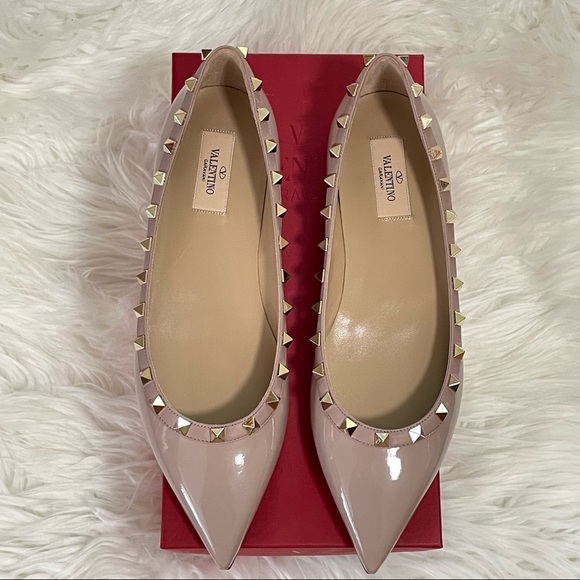 Valentino Garavani Patent Rockstud Pointed Toe Ballerina Flat size 40 - Picture 8 of 12